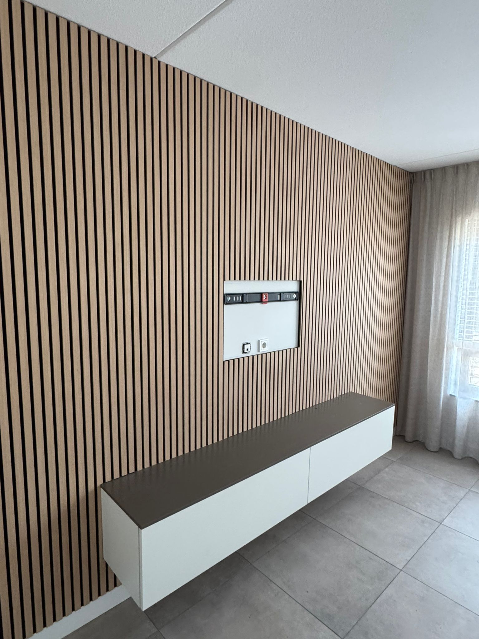 Het-KeusHuis-producten-JoostFennema-plinten-plafondlijsten-wandpanelen-vensterbanken-Nijmegen-1